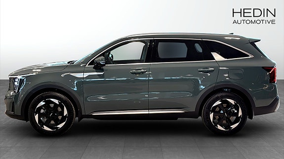 Kia Sorento 6 of 18