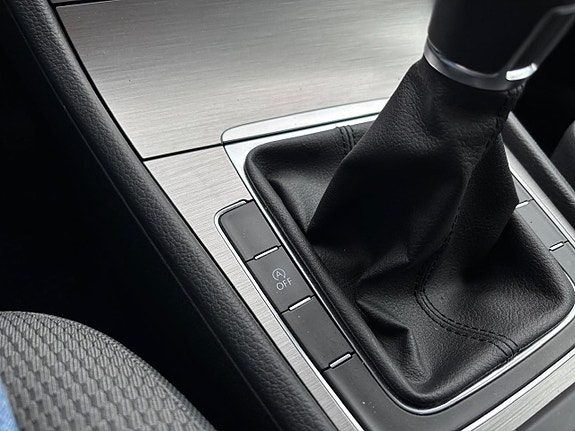 Volkswagen Golf I 17 of 21