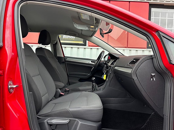 Volkswagen Golf I 19 of 21