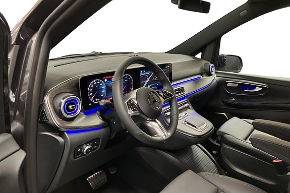 Mercedes-Benz V300 d 6 of 24
