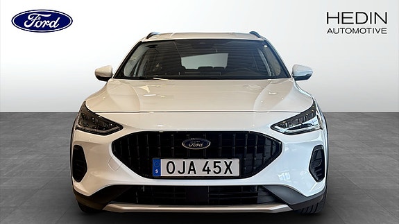 Ford Focus 8 of 12