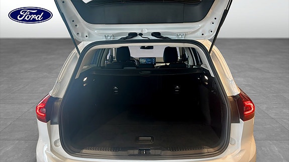 Ford Focus 10 of 12