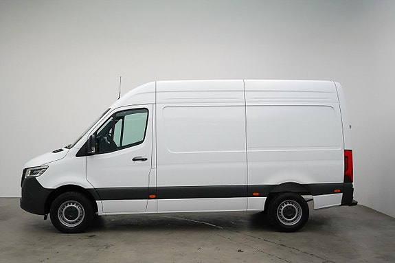 Mercedes-Benz Sprinter 317 3 of 5
