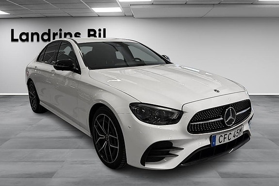 Mercedes-Benz E220 d 3 of 5