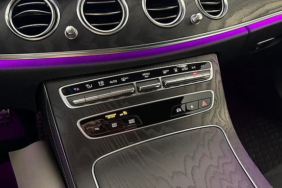 Mercedes-Benz E220 d 13 of 14
