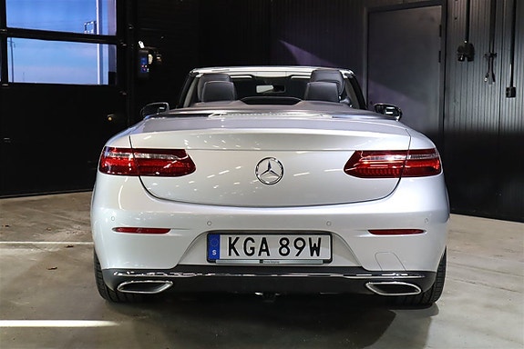 Mercedes-Benz E200 9 of 27