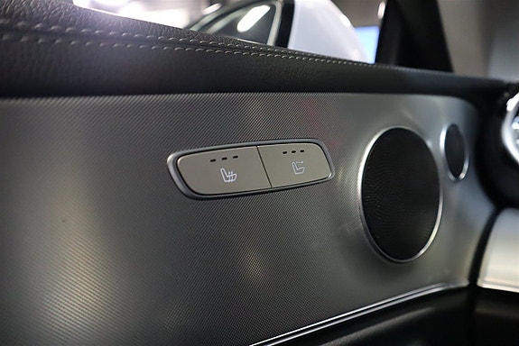 Mercedes-Benz E200 20 of 27