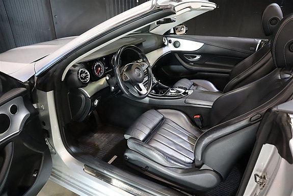 Mercedes-Benz E200 11 of 27