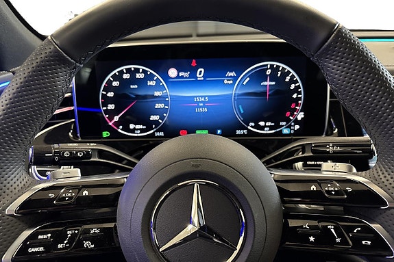 Mercedes-Benz E300 de 9 of 21
