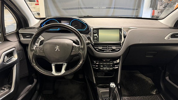 Peugeot 2008 13 of 14