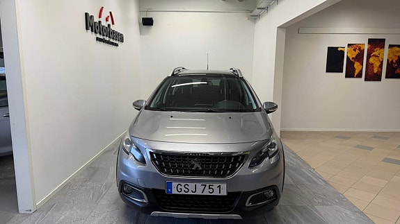 Peugeot 2008 4 of 5