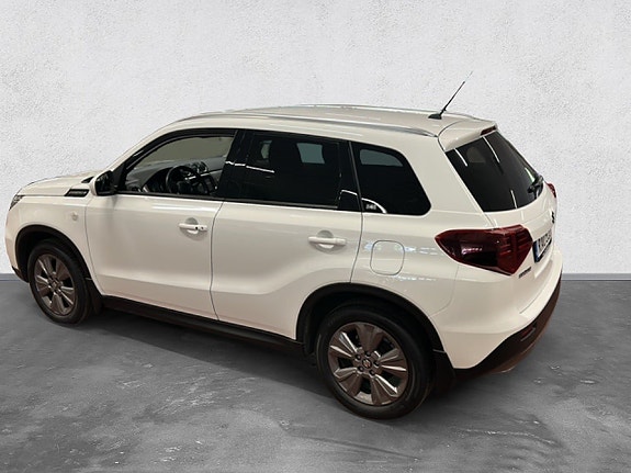 Suzuki Vitara 3 of 18