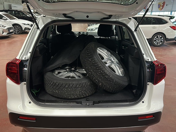 Suzuki Vitara 9 of 18