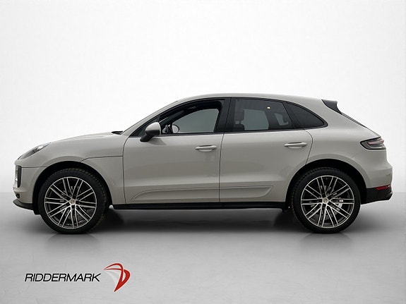 Porsche Macan 5 of 5