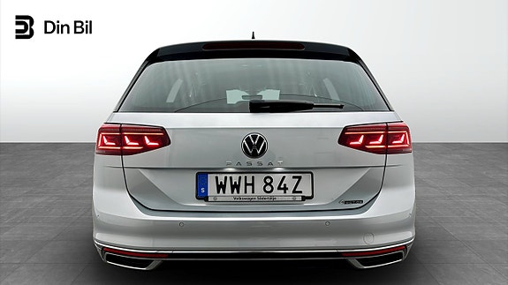 Volkswagen Passat 5 of 5