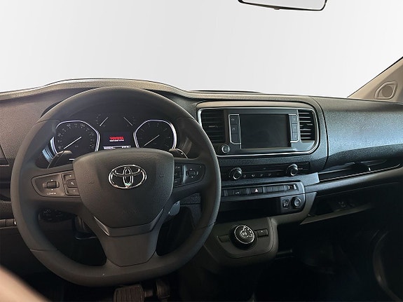 Toyota Proace 8 of 10