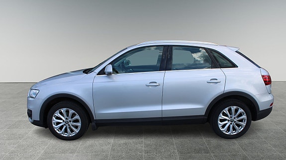 Audi Q3 4 of 15