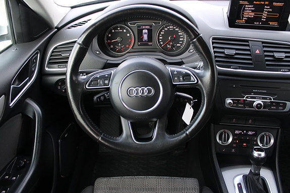 Audi Q3 9 of 15