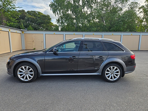 Audi A4 allroad 4 of 5