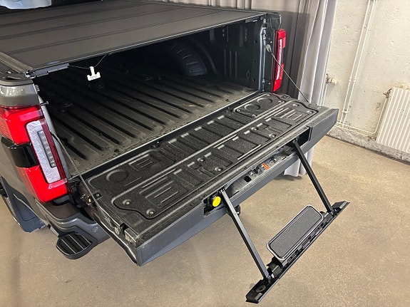 Ford F-250 8 of 27