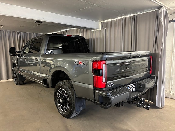 Ford F-250 6 of 27