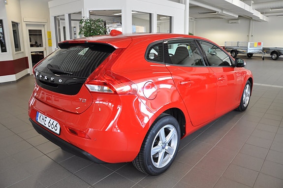 Volvo V40 5 of 5