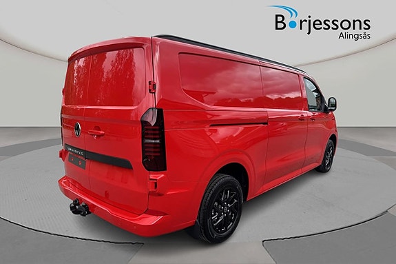 Volkswagen Transporter 3 of 5