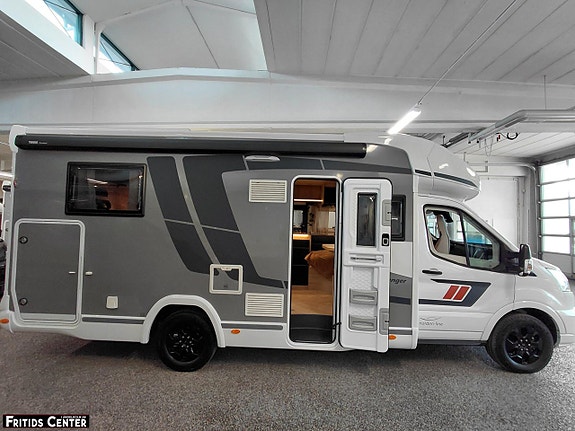 CHALLENGER 318 Graphite Edition M26 Stor Queen Automat 165hk taksäng dieselvärmare