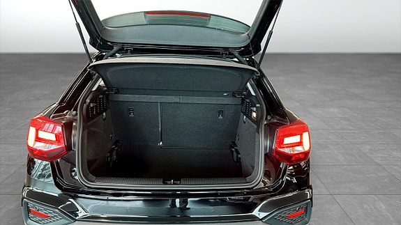 Audi Q2 13 of 15