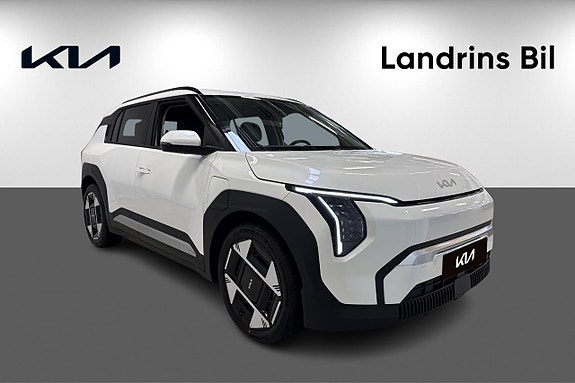Kia EV3 3 of 5