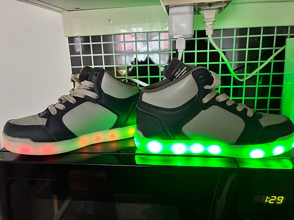 Product image 2 of 10