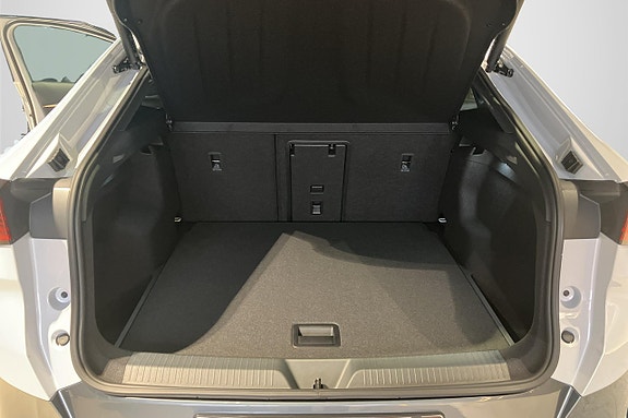 Cupra Tavascan 7 of 16
