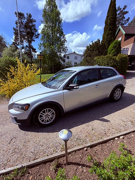 Volvo C30 3 of 5