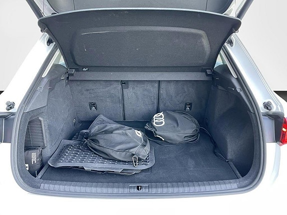 Audi Q3 15 of 16