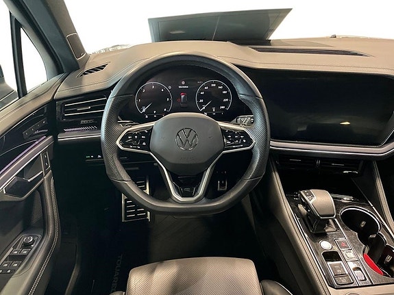Volkswagen Touareg 5 of 5