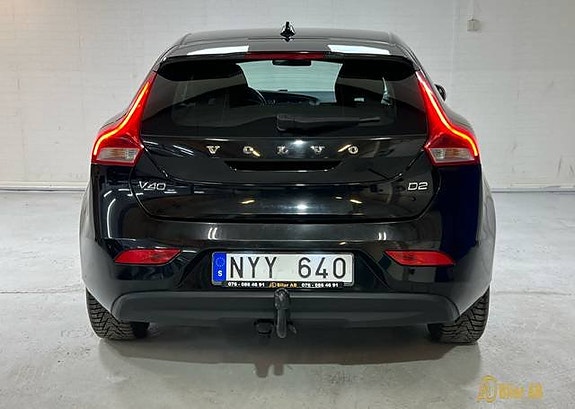 Volvo V40 7 of 25