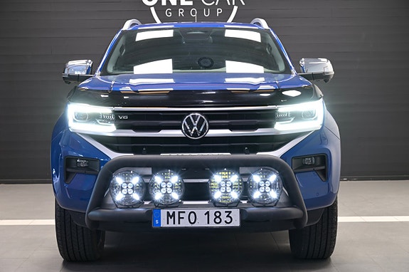 Volkswagen Amarok 2 of 5