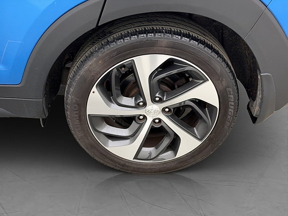 Hyundai Tucson 27 of 29