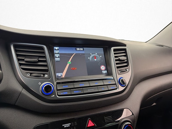 Hyundai Tucson 18 of 29