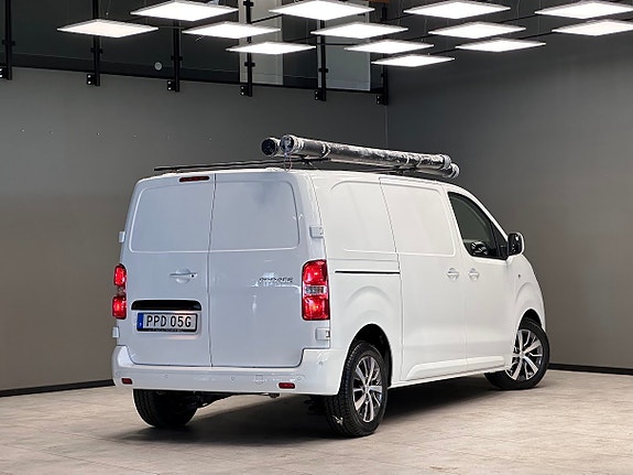 Toyota Proace 2 of 5