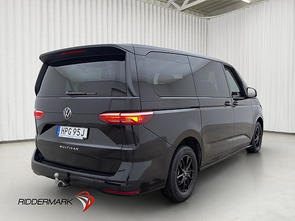 Volkswagen Multivan 8 of 30