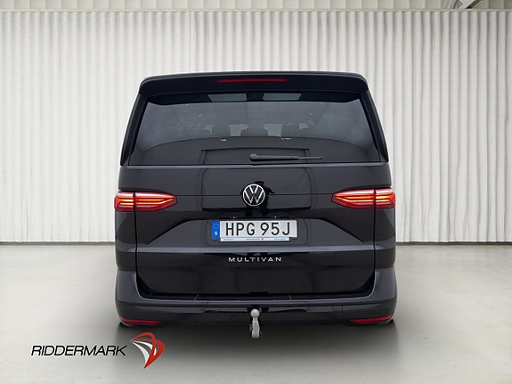 Volkswagen Multivan 6 of 30