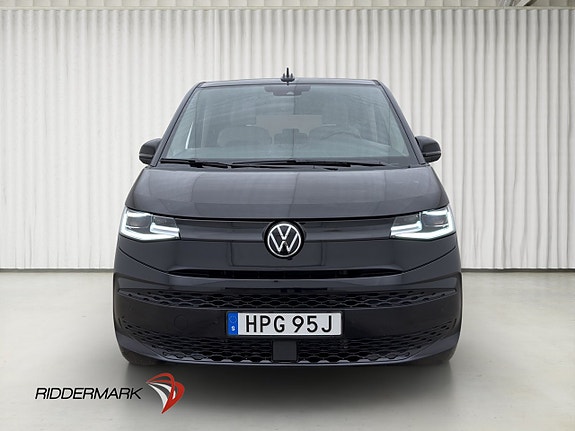 Volkswagen Multivan 4 of 30