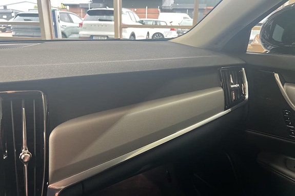 Volvo V90 19 of 26