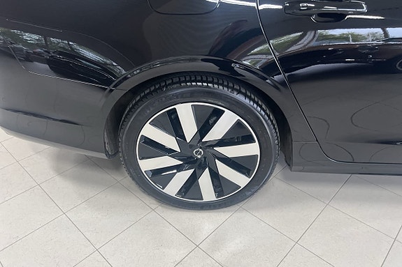 Volvo V90 12 of 26
