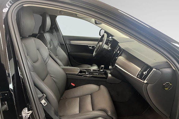 Volvo V90 10 of 26