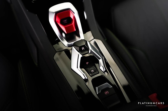 Lamborghini Huracan 12 of 22