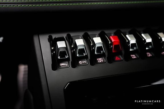 Lamborghini Huracan 13 of 22