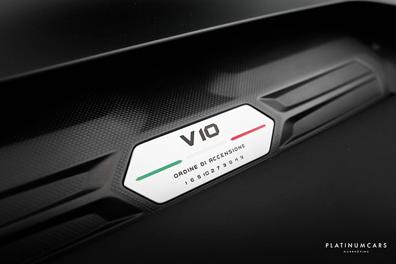 Lamborghini Huracan 19 of 22