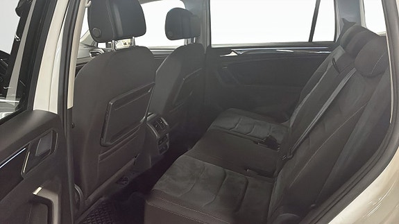 Volkswagen Tiguan Allspace 12 of 14
